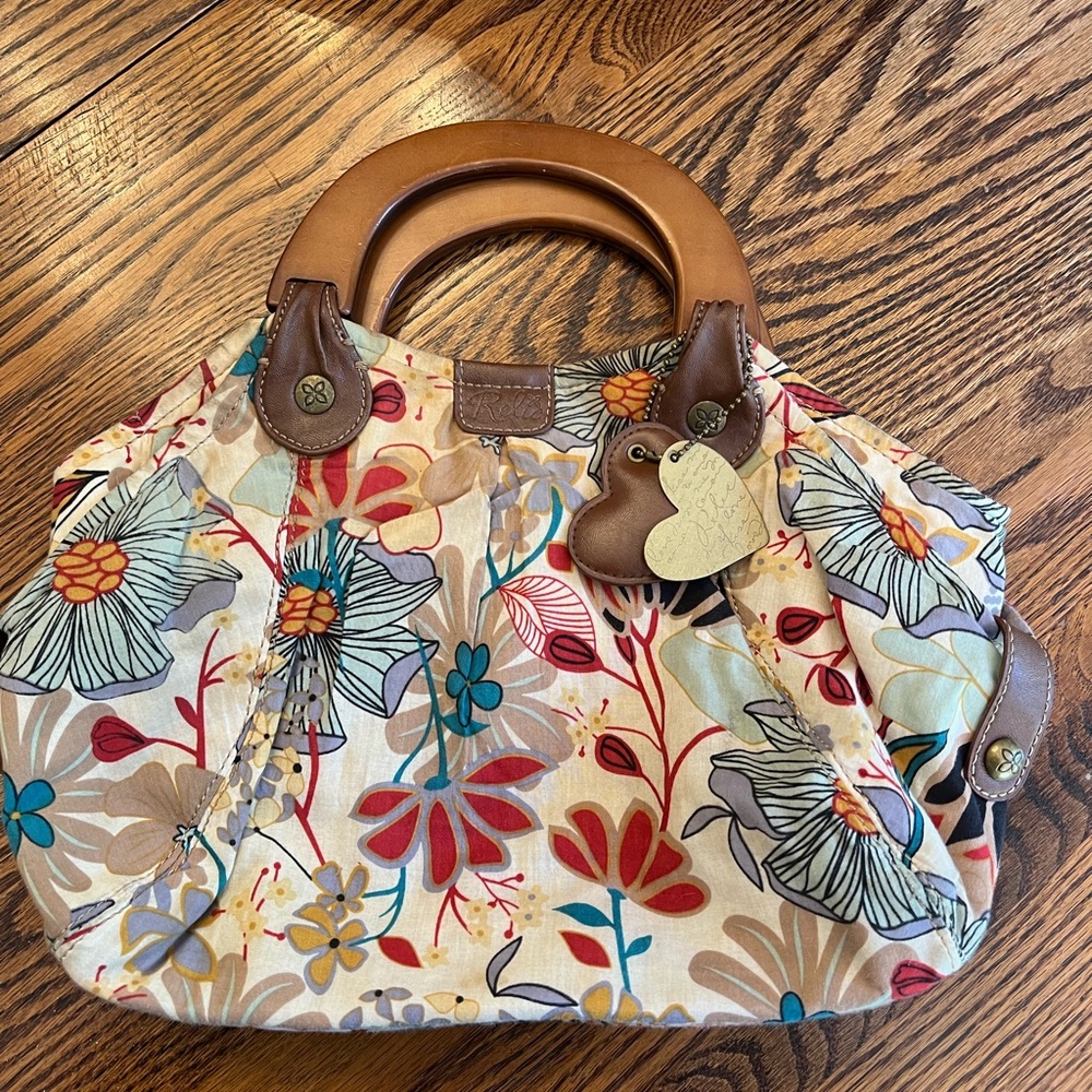 Selling cute flower purse with wood handles